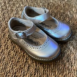 Footmates silver maryjanes